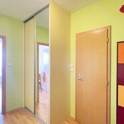 Rent of a furnished 1-room apartment, 36 m², Vajnory district, Bratislava, Slovakia